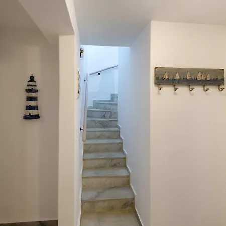 Beachside 2 Bedroom Naousa (Paros)
